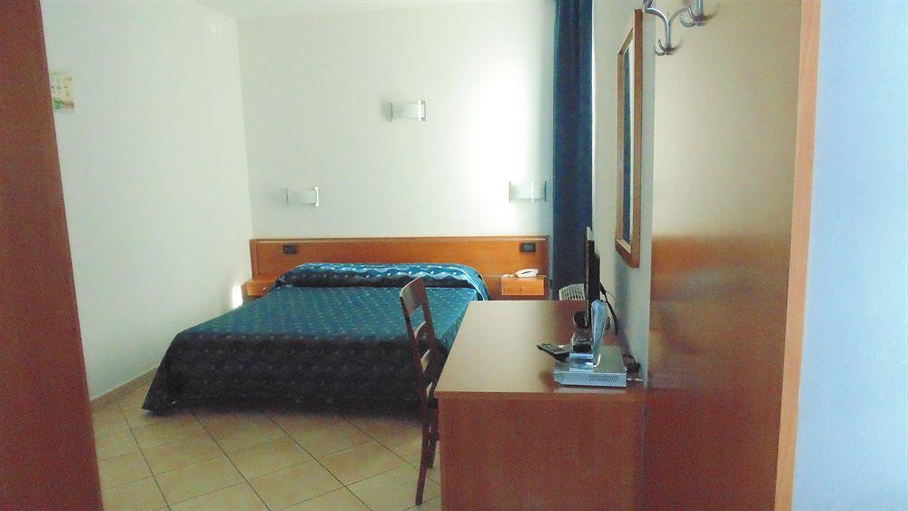 בוסה Resort Isola Rossa מראה חיצוני תמונה